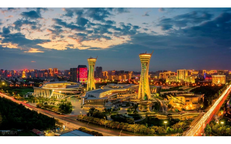 山東原實(shí)科技，煥彩濰坊樓體夜景亮化工程